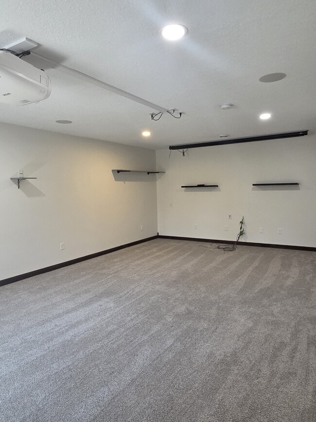 Building Photo - 8371 116th St SE