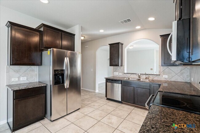 Building Photo - 18706 Obed River Dr