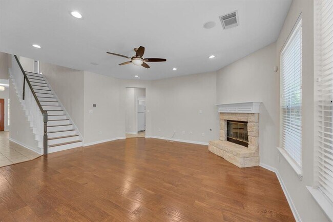 Building Photo - 3929 Vallarta Ln