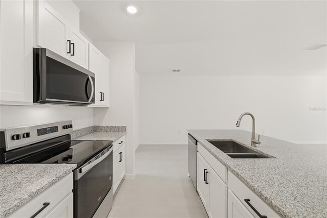 Building Photo - 2770 Raindrop Run St