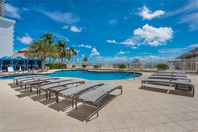 Building Photo - 16699 Collins Ave