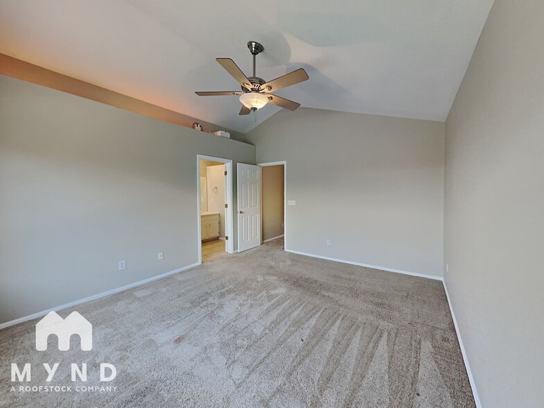 Building Photo - 2421 S Harlan Ct