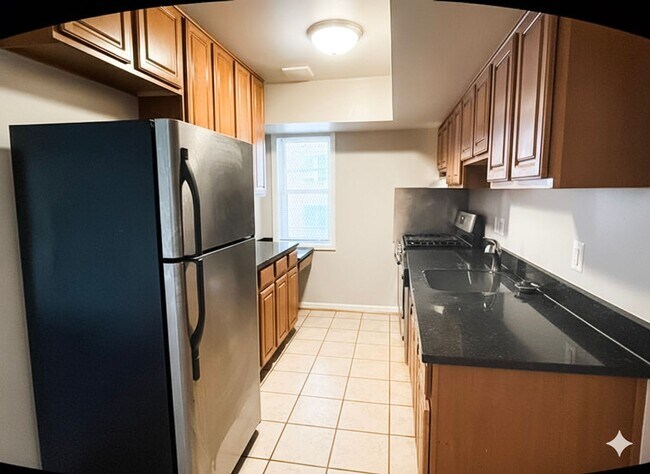 Building Photo - 2025 Move-In Special – $200 Off First Mont...