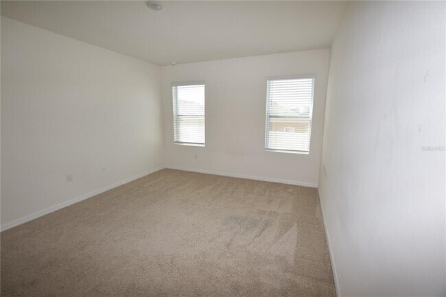 Building Photo - 946 Shady Tree Ln