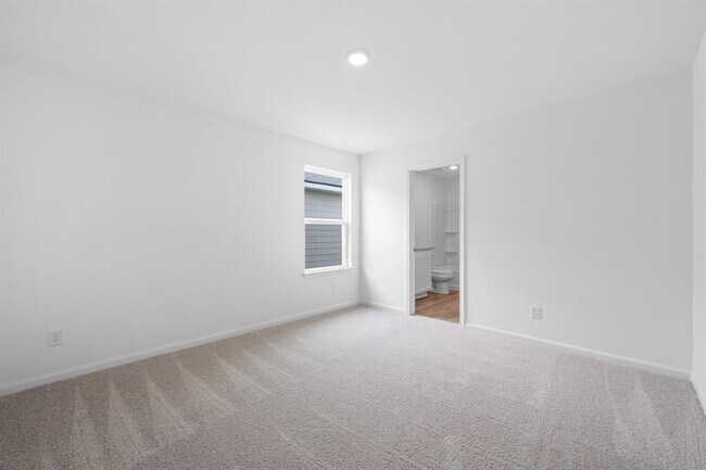Building Photo - 242 Myrtle Oak Dr