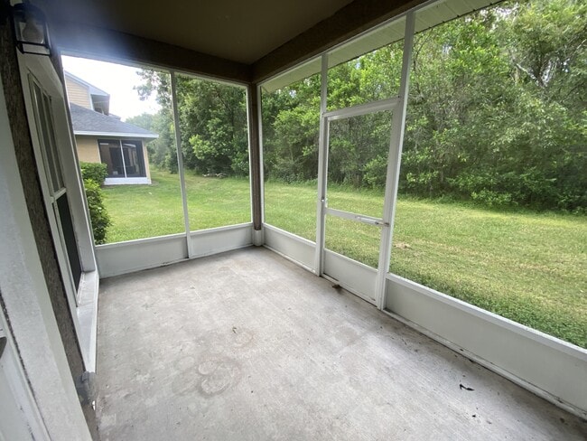 Building Photo - 8202 Downpatrick Ct