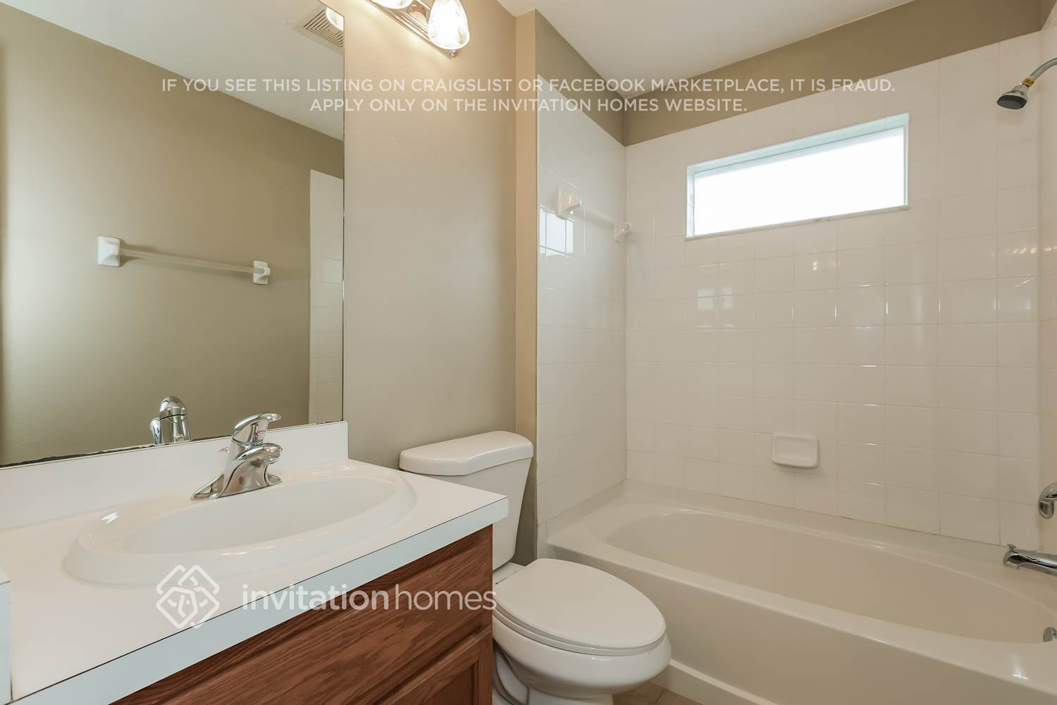 Building Photo - 12523 Lake Vista Dr