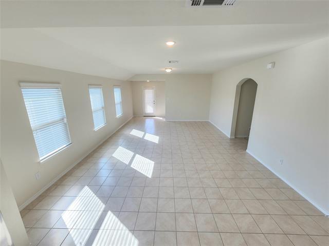 Building Photo - 924 Amber St