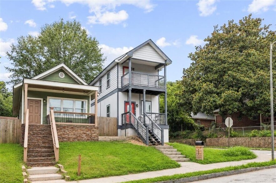 Building Photo - 494 Rockwell St SW