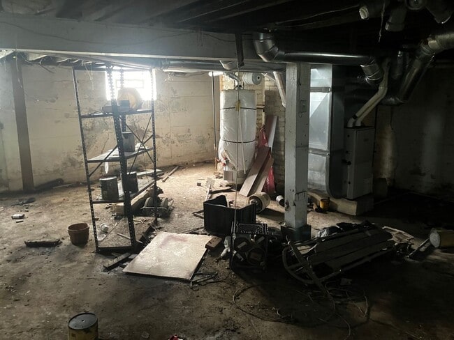 Building Photo - Low Money Down Rental Opportunity (For Sale)