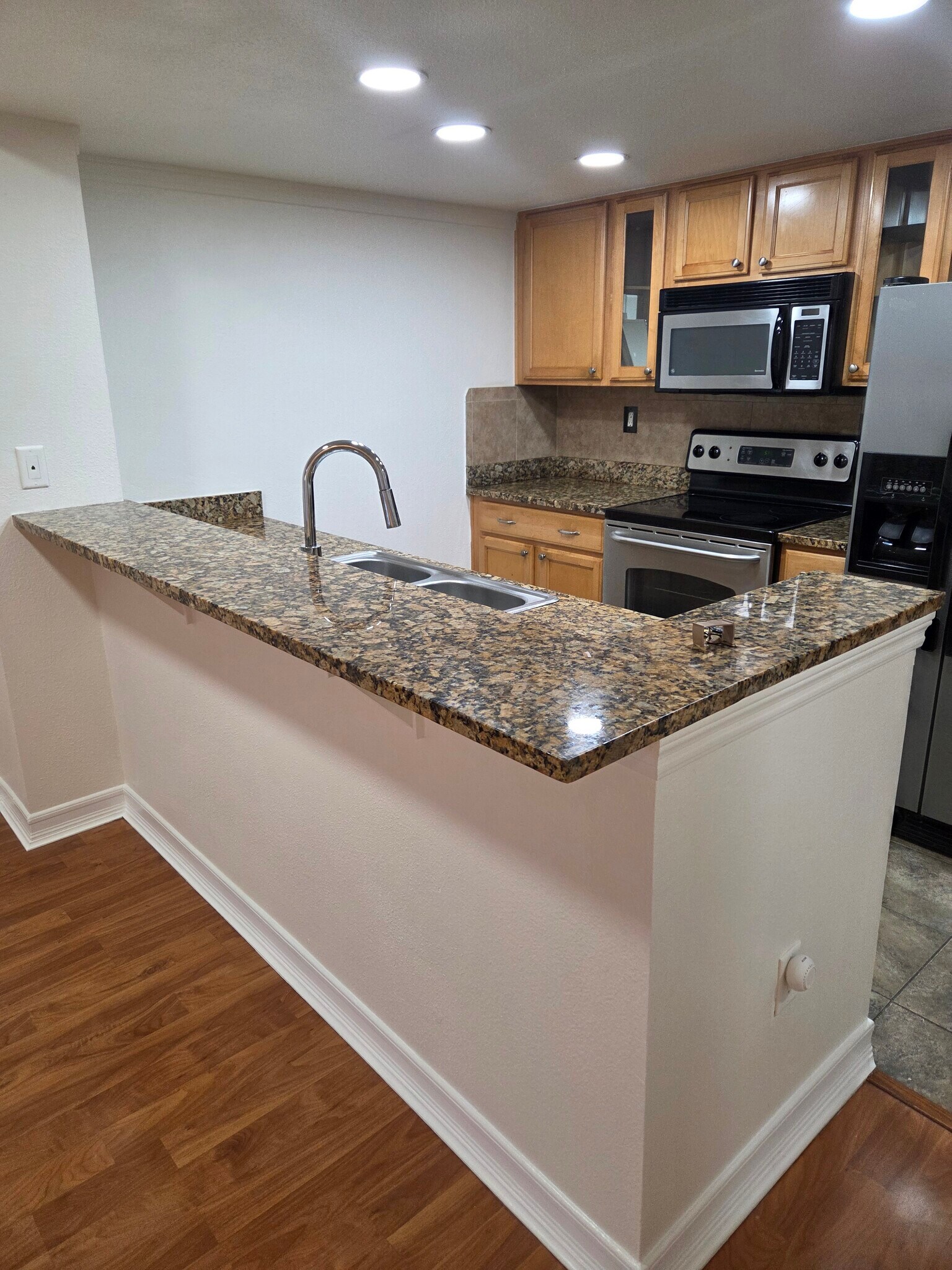 Building Photo - 15273 Maturin Dr