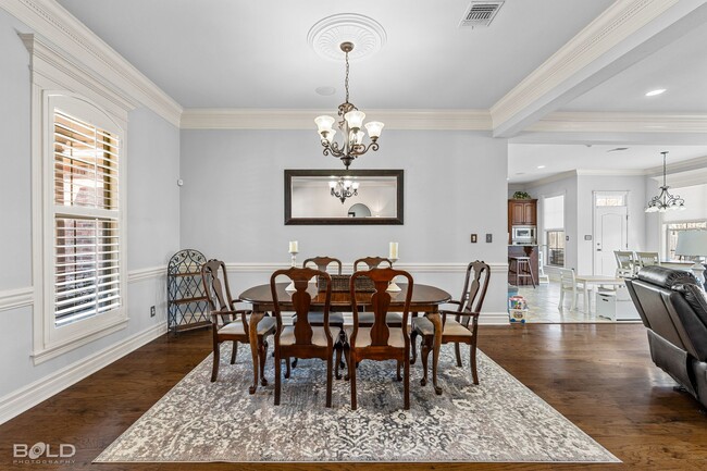 Building Photo - 135 Eagle Bend Way