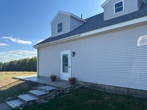 Building Photo - 670 Dodge Hollow Rd