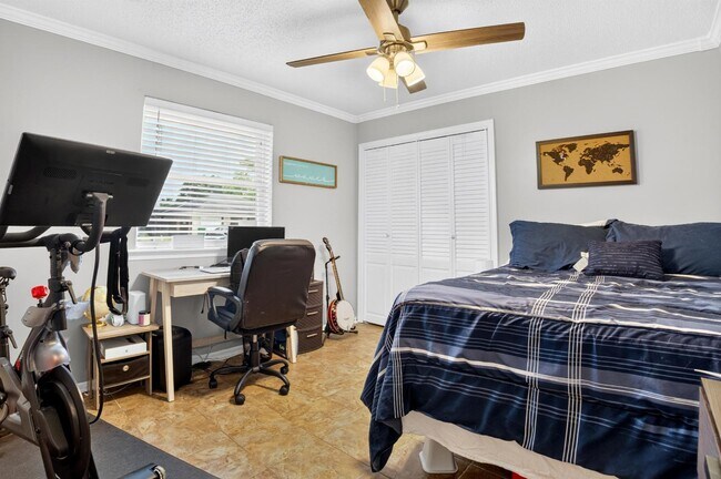 Building Photo - 5316 Loring Dr