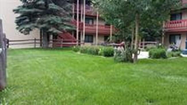 Building Photo - Amazing Downtown Breckenridge Location!  Studio Apartment