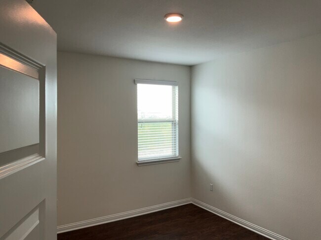 Building Photo - 5809 Kara Drive