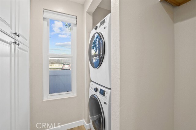 Building Photo - 70 Birchwood Ln