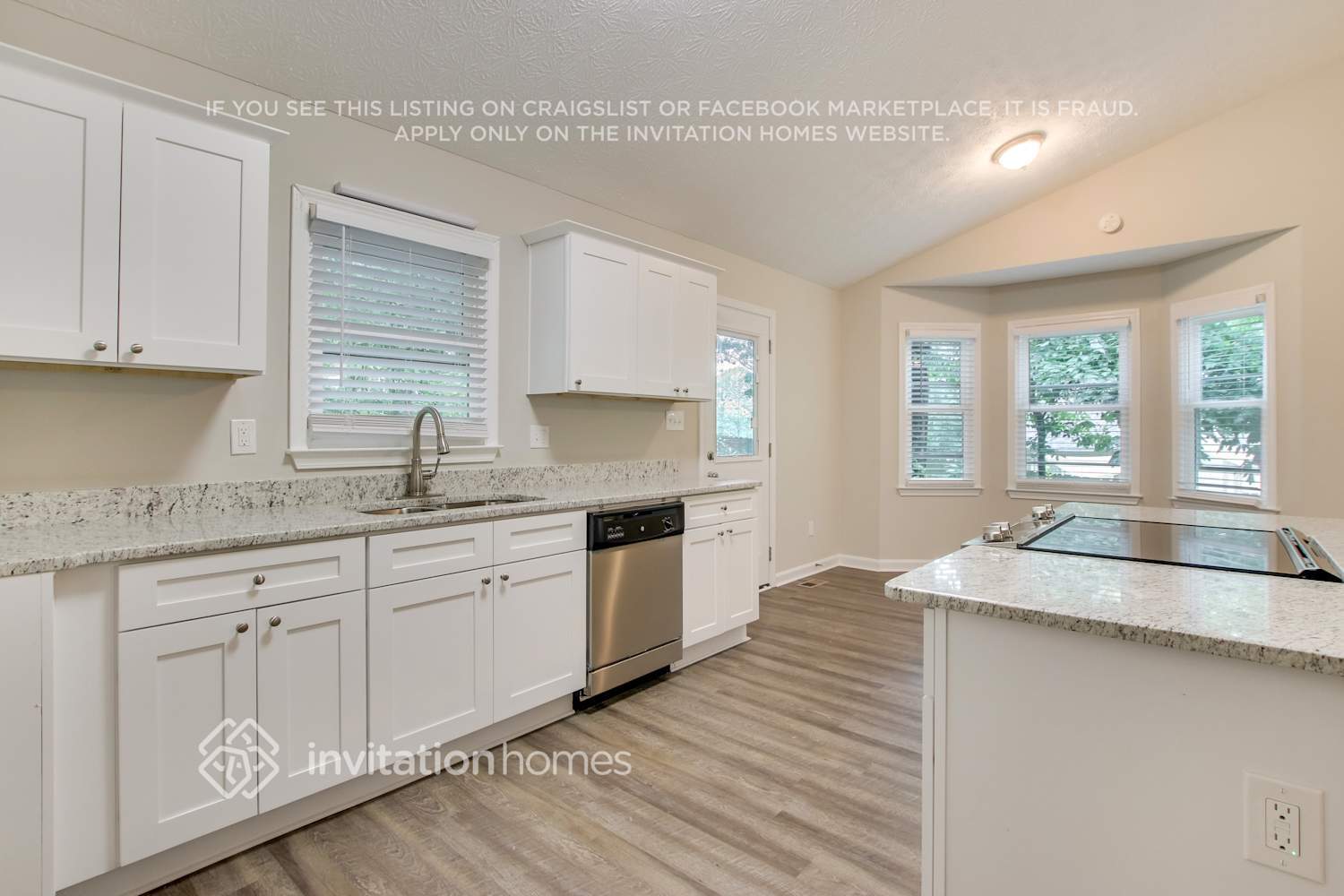 Building Photo - 99 Sweetwater Pass