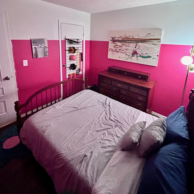 Bedroom 2 - 4501 N Deer Park Dr