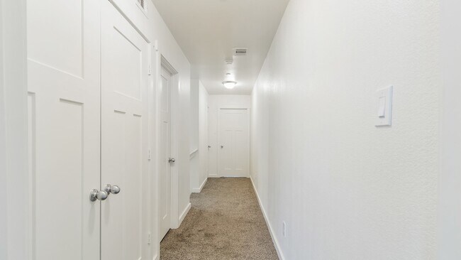 Building Photo - 21155 Gosling Rd