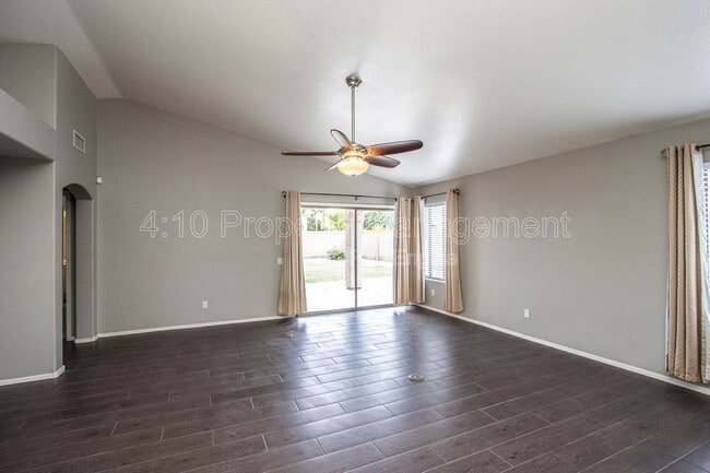 Building Photo - 1944 W Canyon Way