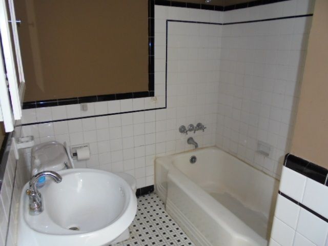 Building Photo - 41 S McLean Blvd