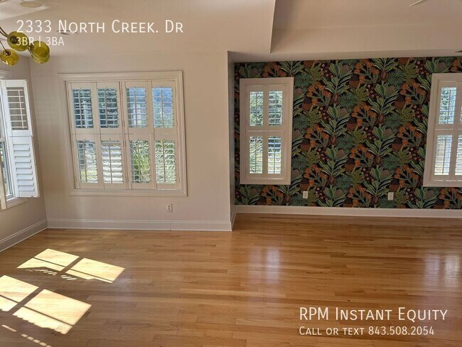Building Photo - 2333 North Creek. Dr-
