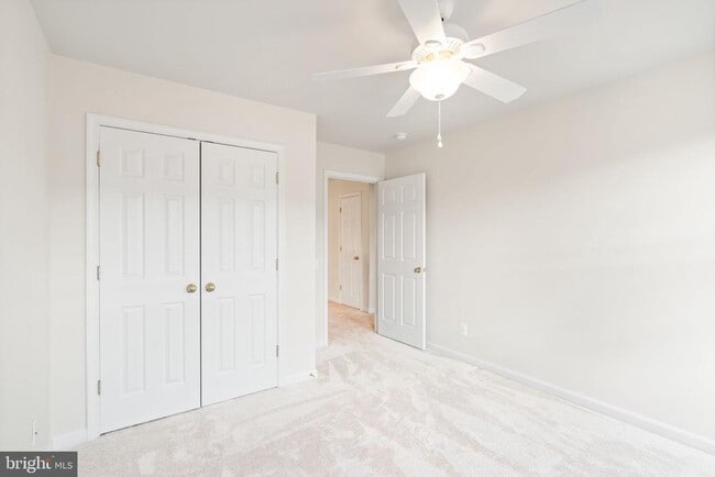 Building Photo - 7056 Courtyard Way
