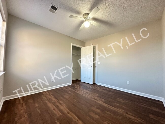 Building Photo - Townhome for rent in Alabaster