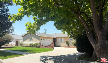 Building Photo - 19023 Cantlay St