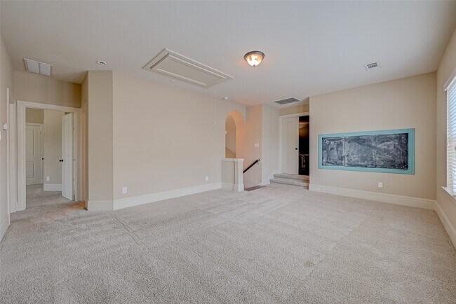 Building Photo - 10323 Hatcher Dr