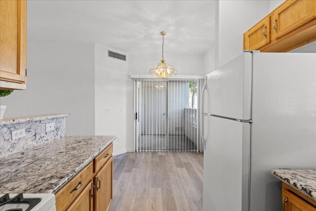 Building Photo - 1521 Ruby Cliffs Ln