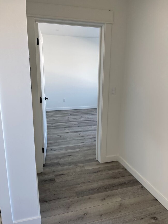 Building Photo - NEW! 2 Bedroom on campus!