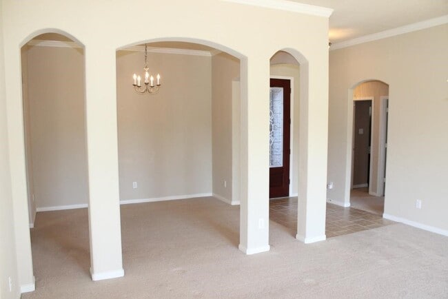 Building Photo - 2018 Arbor Gate Ct