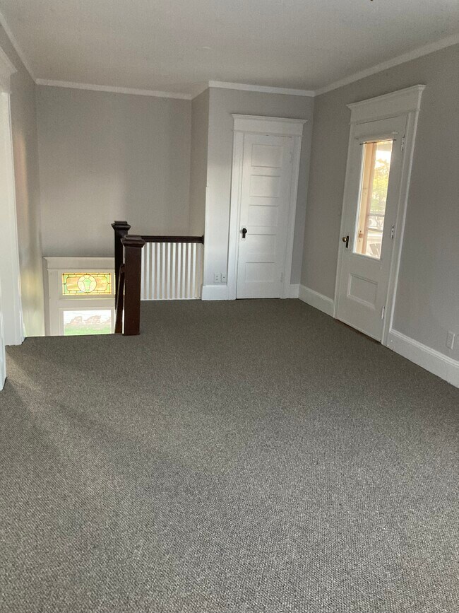 living room - 45 Holbrook St