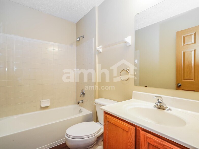Building Photo - 8135 Arbor Rose Way