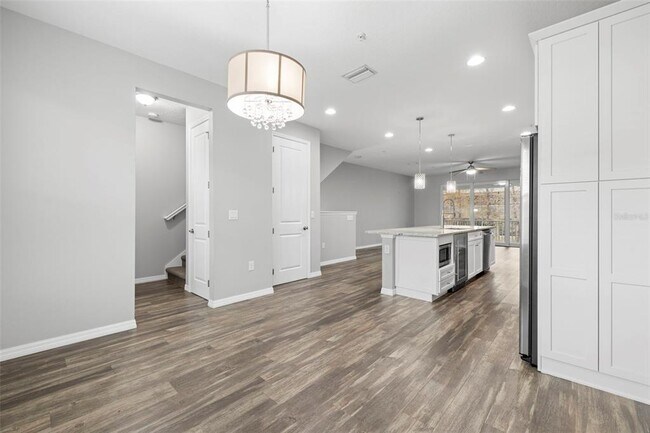 Building Photo - 807 Callista Cay Loop