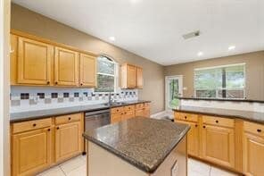Building Photo - 4030 Harwood Dr