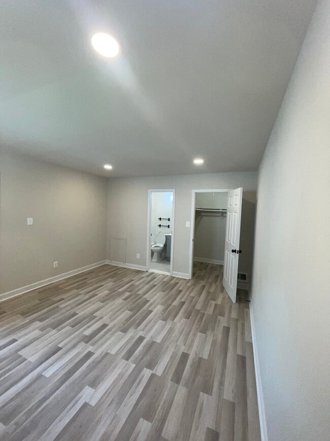 Building Photo - 9854 Hagel Cir