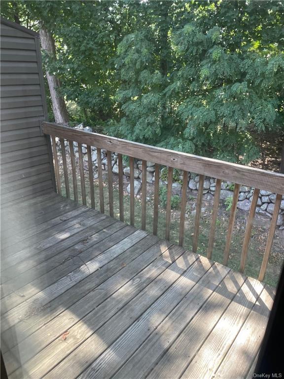 Building Photo - 208 Town Hill Condominium