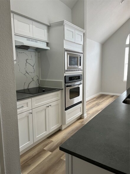 Building Photo - 14550 Fonmeadow Dr