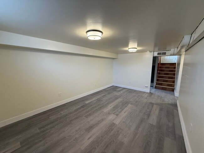 Building Photo - Three Bedroom, One and half bathroom, Attached Two Car Garage, Central Air!