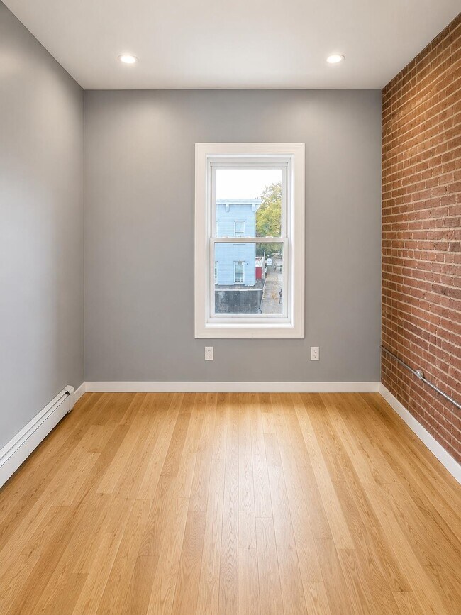 Building Photo - 130 Monticello Ave