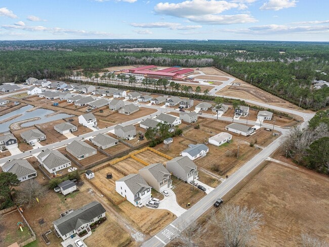 Building Photo - 402 Folkstone Rd