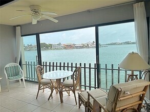Building Photo - 868 Bayway Blvd