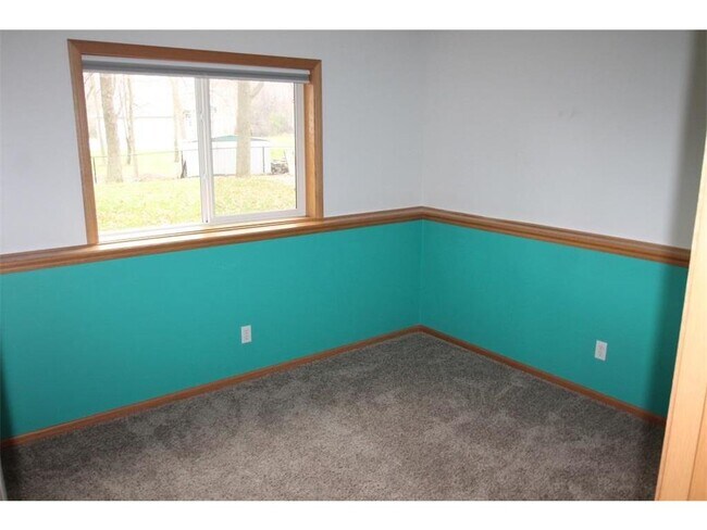 Building Photo - 7757 Pinto Ln