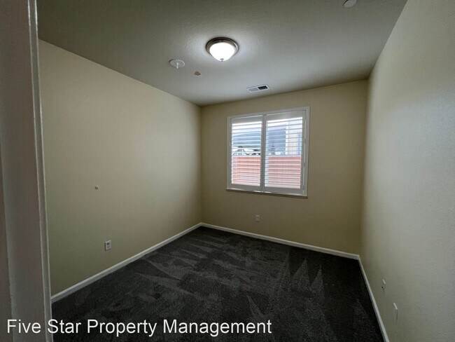 Building Photo - 4 br, 2 bath House - 1484 Rock Springs Ave