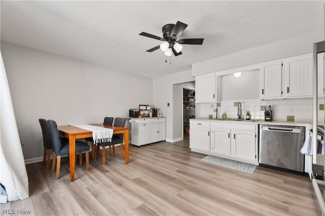 Building Photo - 12447 Cleveland Ave NW