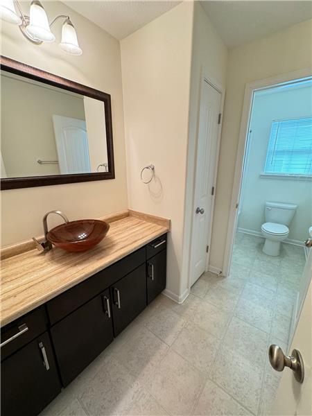 Building Photo - 103 Tahoe Dr