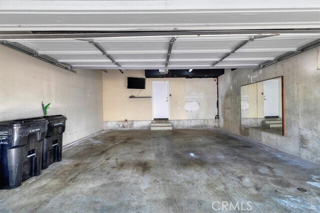 Building Photo - 1150 W Capitol Dr